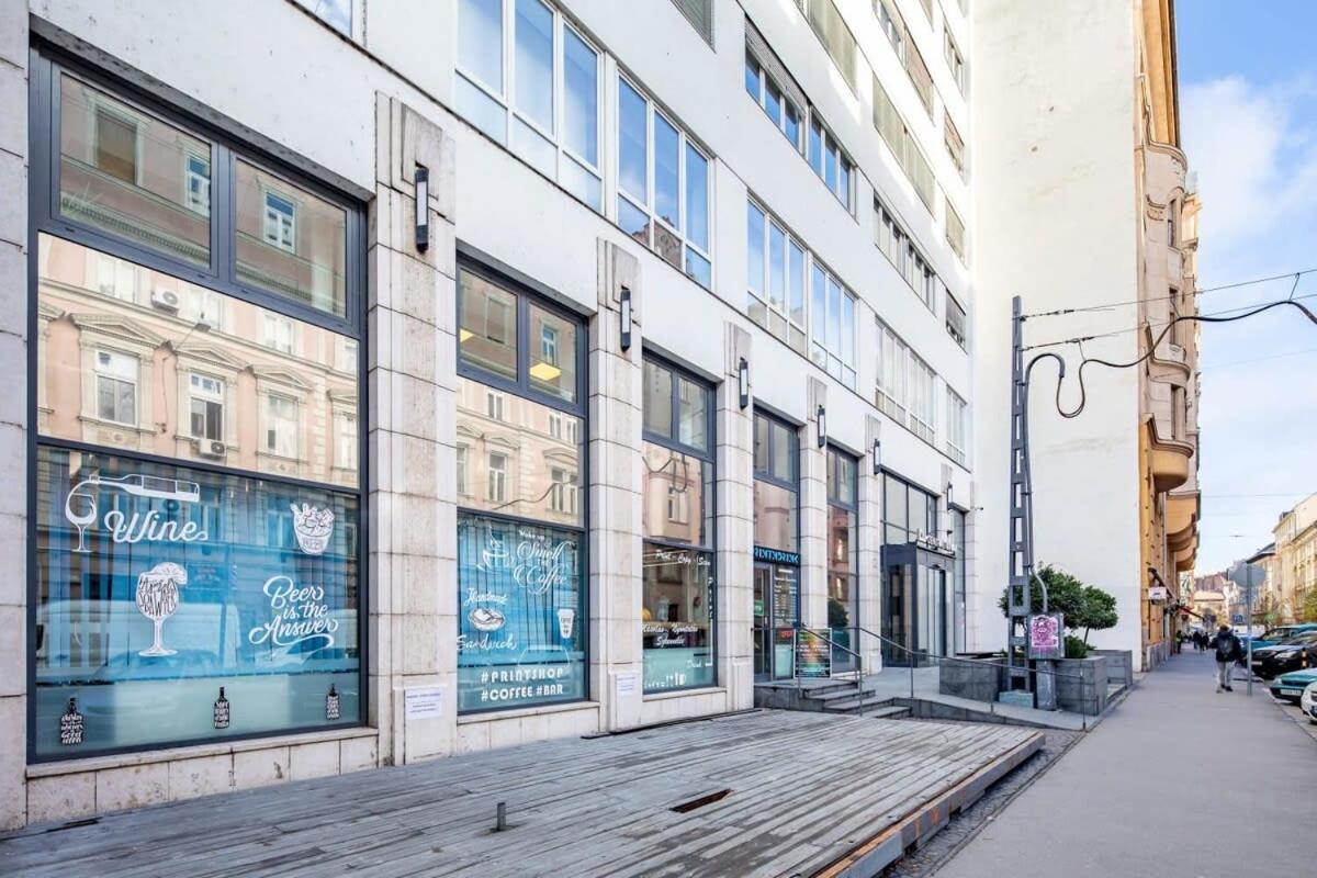 Extra Central Mini Studio - Lively Neighborhood Budapest Exterior photo